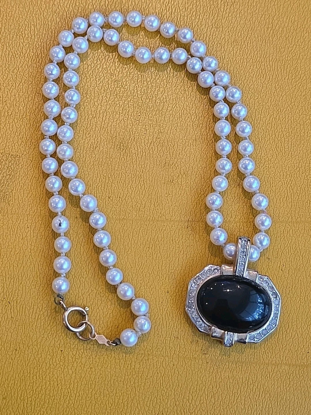 VTG PANETTA BLACK CABOCHON & RHINESTONE ENHANCER + MARVELLA FAUX PEARL NECKLACE