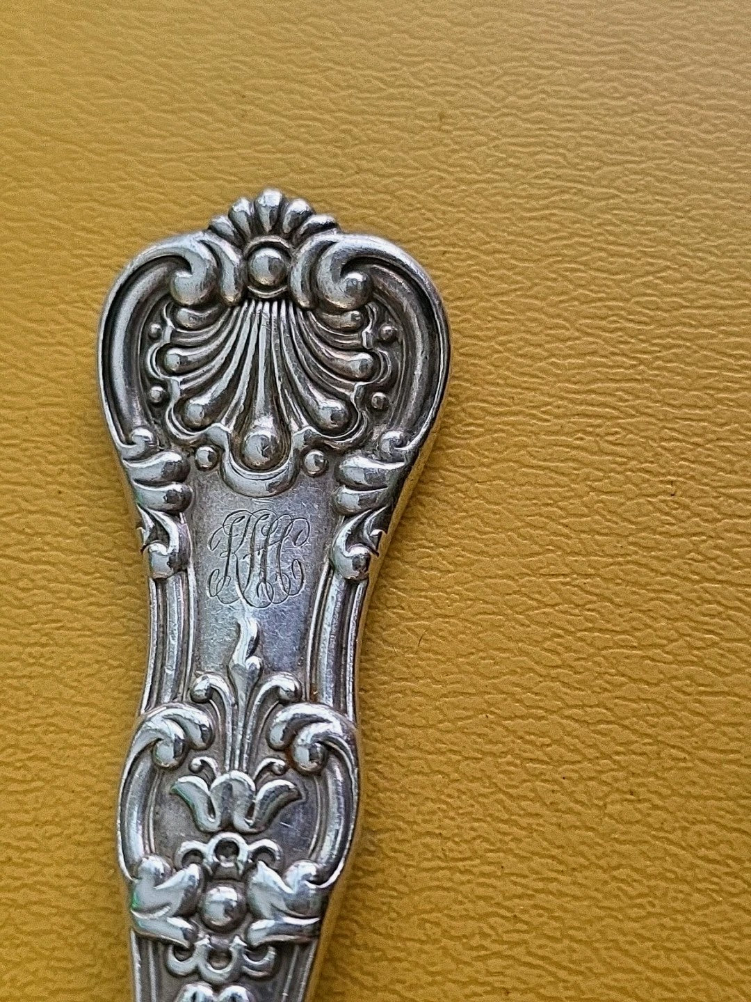 TIFFANY ENGLISH KING STERLING SILVER DINNER FORK - GOOD CONDITION MONOGRAM