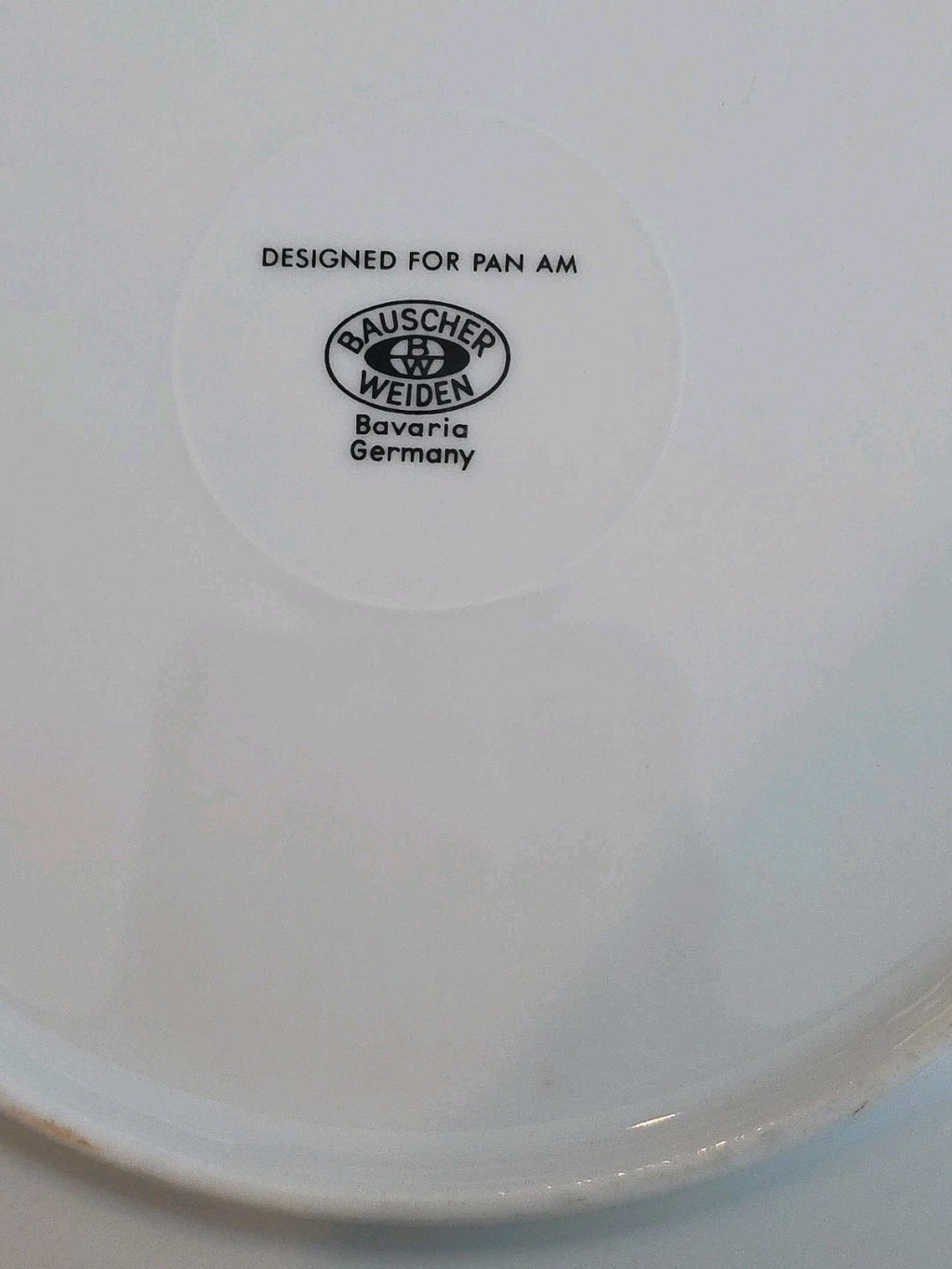 BAUSCHER WEIDEN PAN AM AIRLINES 8 1/2" 1st Class DINNER PLATE WAVE PATTERN