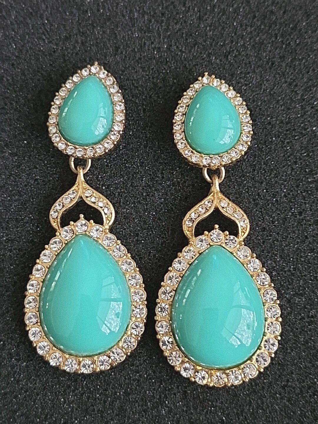 VTG LEE ANGEL Gold Tone Faux Turquoise Rhinestone Omega Back Dangle Earrings