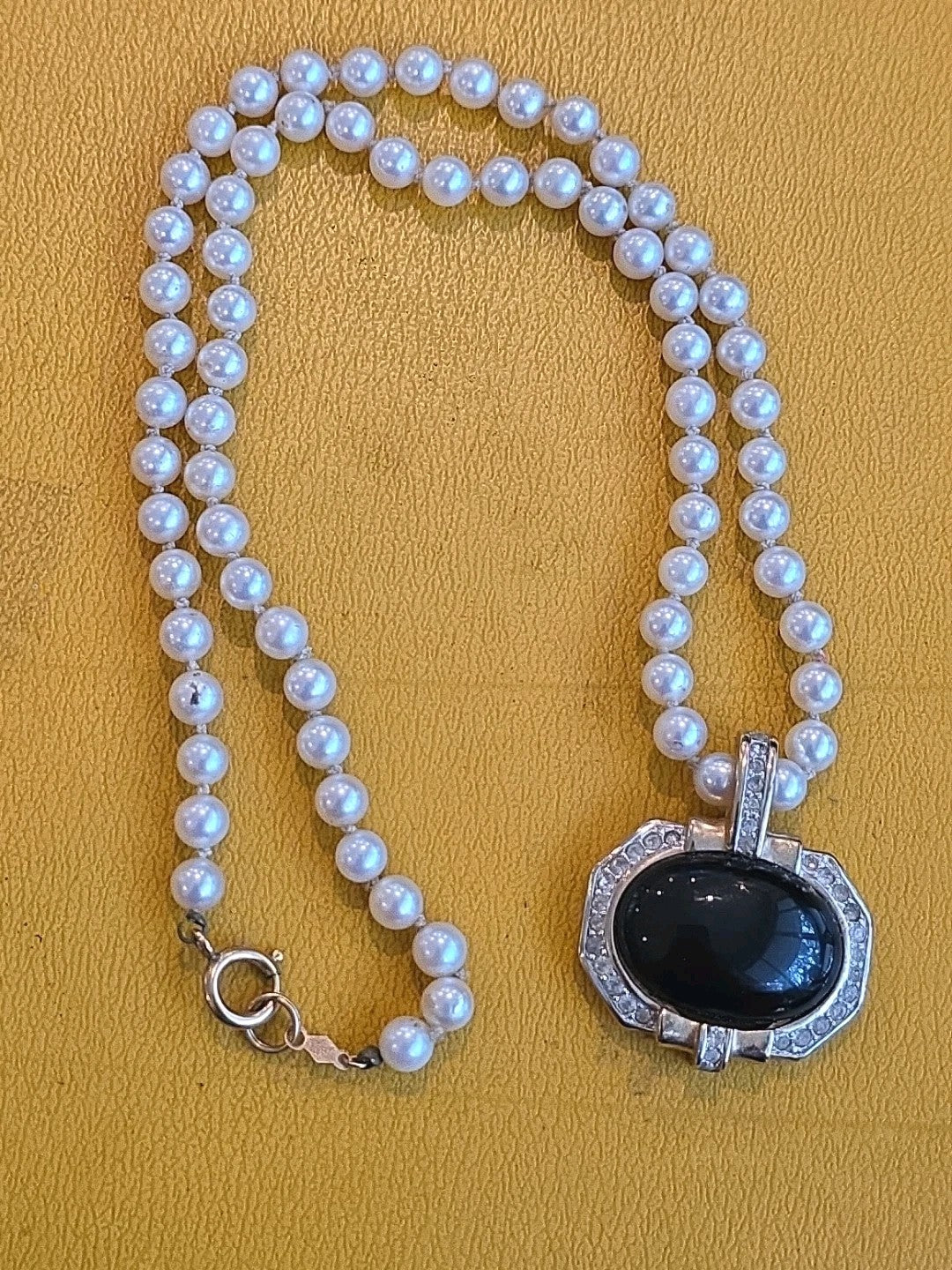 VTG PANETTA BLACK CABOCHON & RHINESTONE ENHANCER + MARVELLA FAUX PEARL NECKLACE
