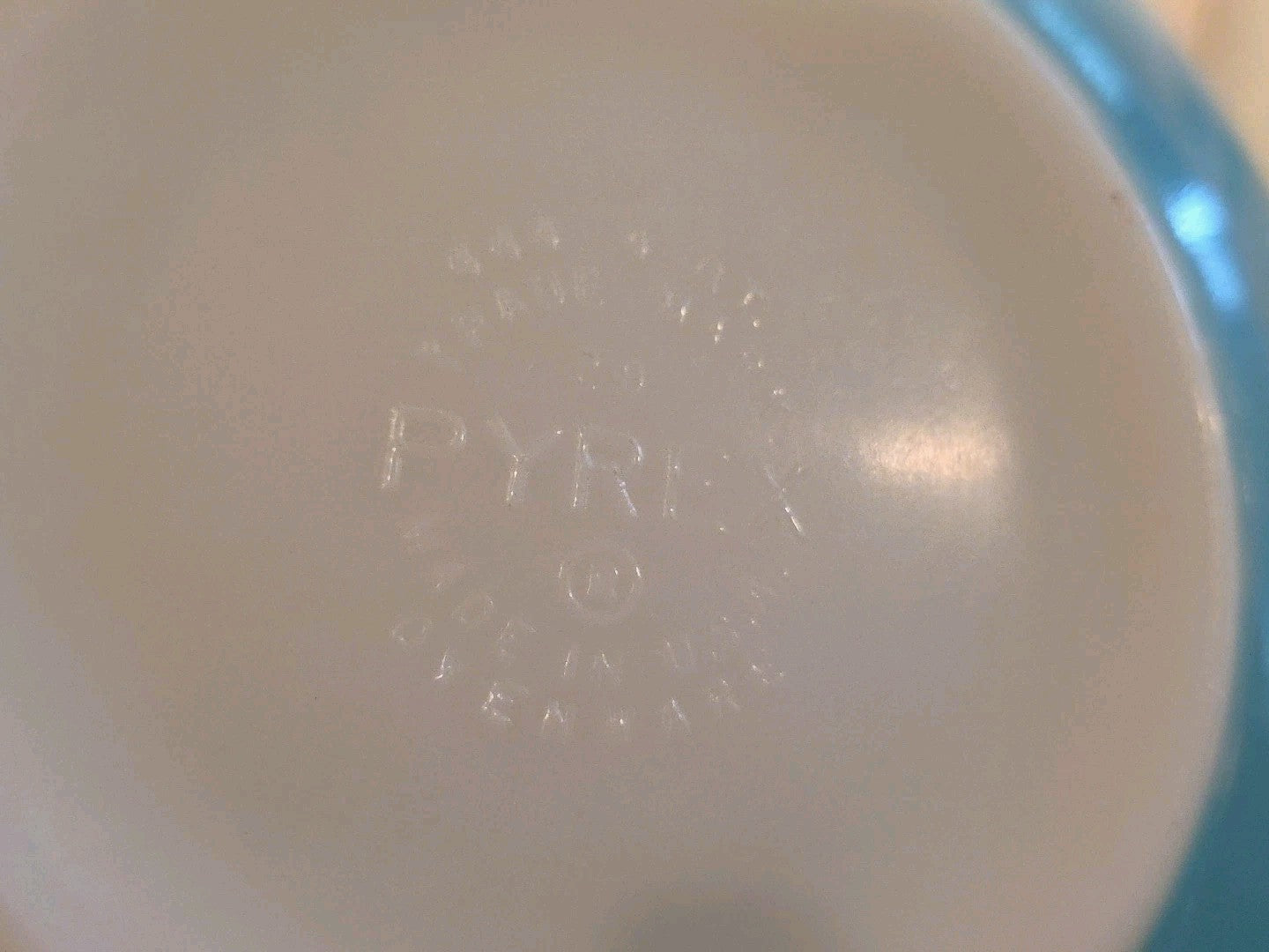 1959 Pyrex Tourquoise Amish Butterprint Set of 4 Cinderella Mixing Bowls Vintage