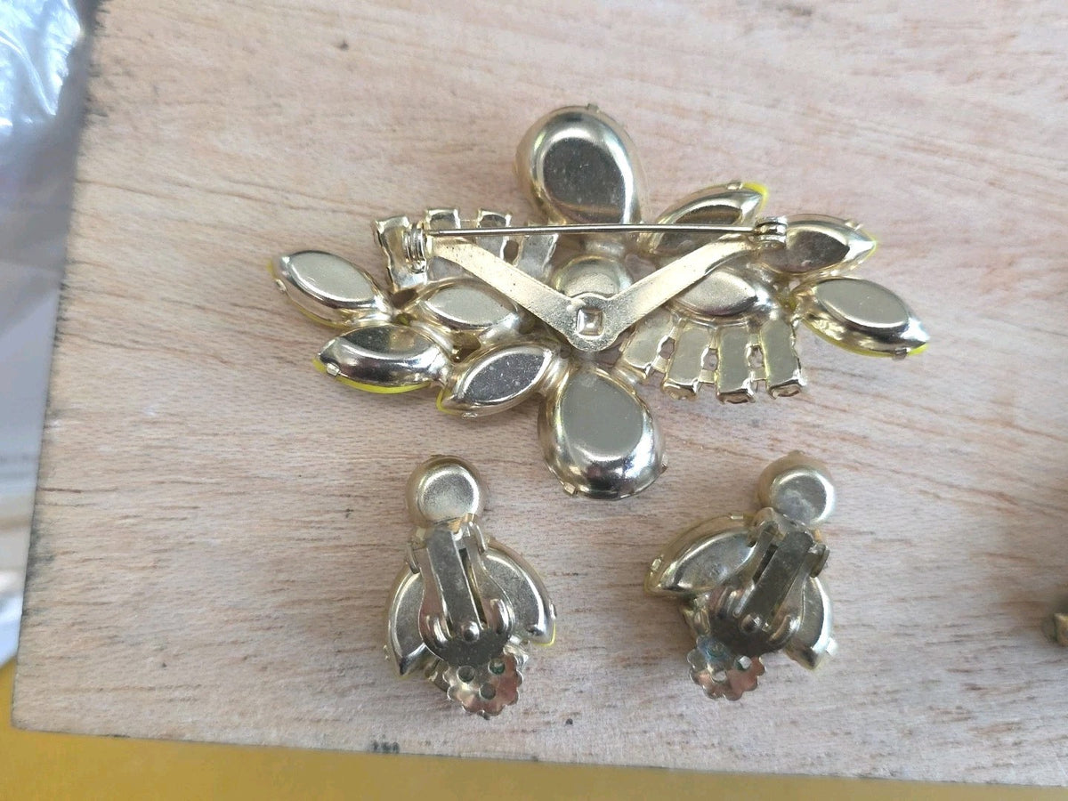 Vintage Gold AB Rhinestone Molded Leaf Juliana Clipon Earrings & Brooch