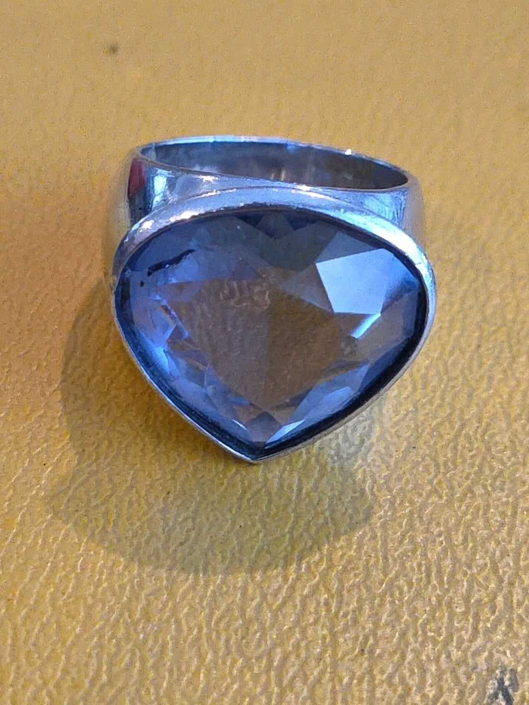 HUGE VINTAGE SWAROVSKI PURPLE LILAC PERIWINKLE WIDE RING 925 STERLING HALLMARKED