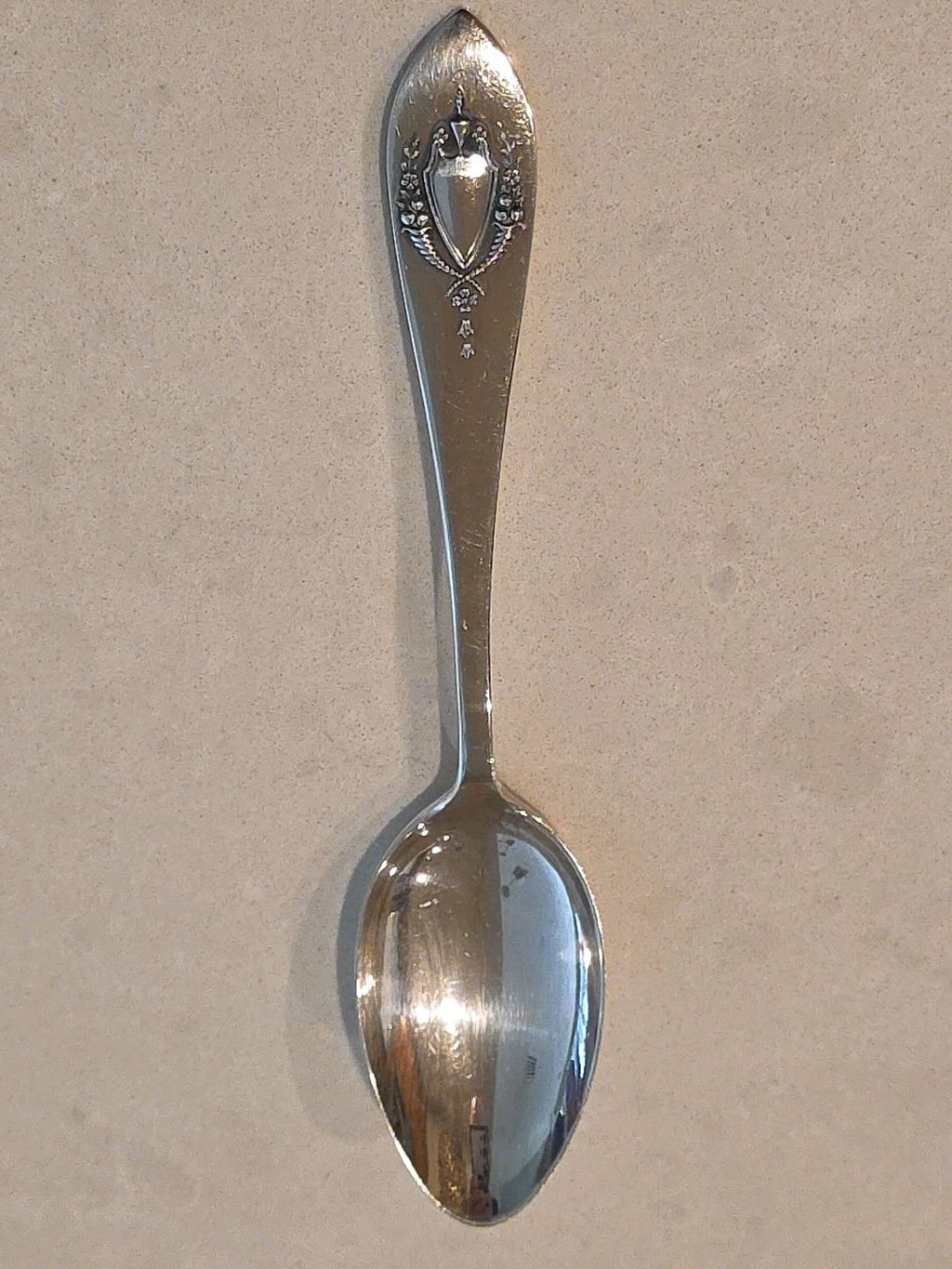LUNT Mount Vernon Pattern Sterling Silver Spoon With Back Monogram