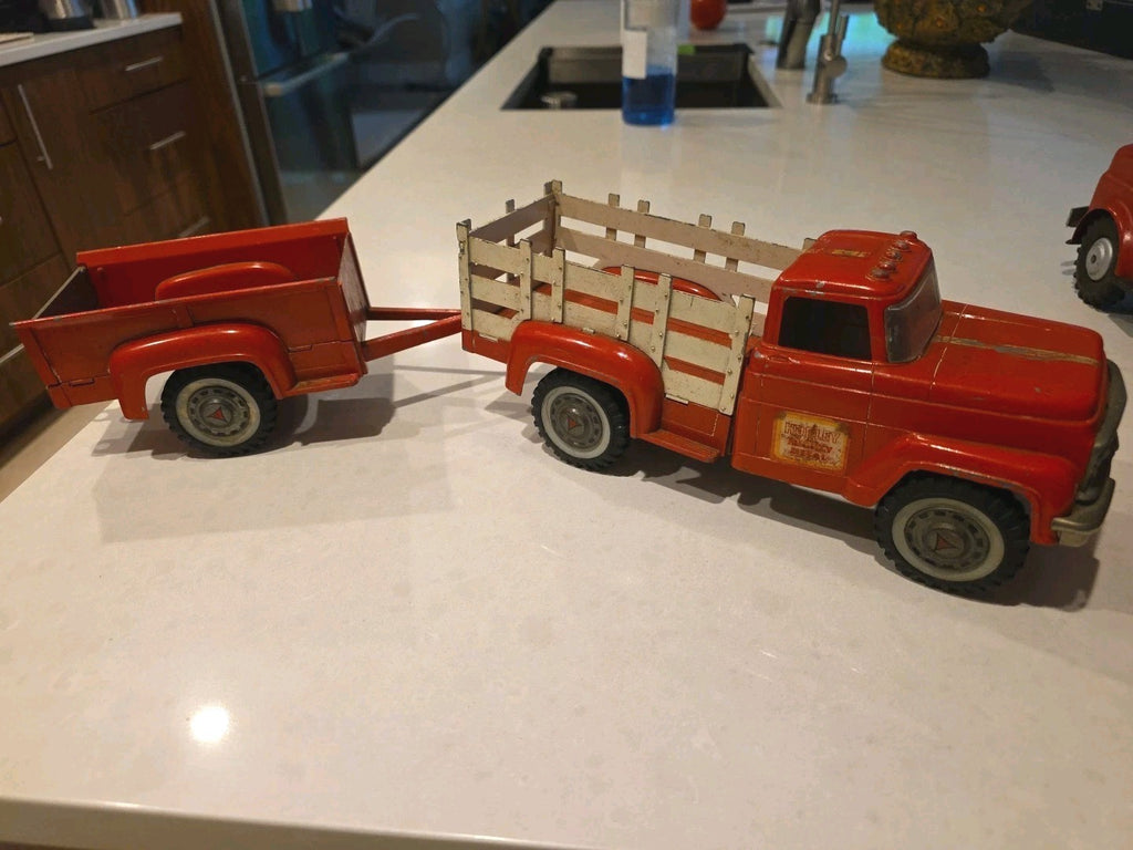 Vtg 1950's HUBLEY Pressed Steel Stake Bed Pick Up Truck and Trailer Good Shape!!