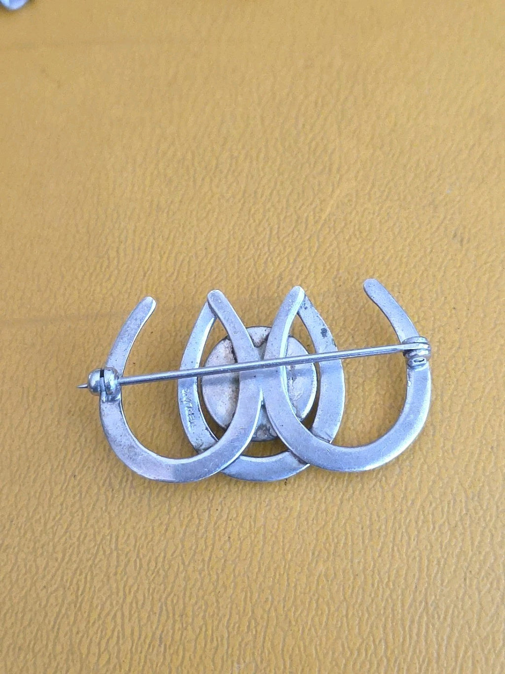 Sterling 3 Horseshoe Intaglio Reverse Painted Crystal Equestrian Pin Brooch