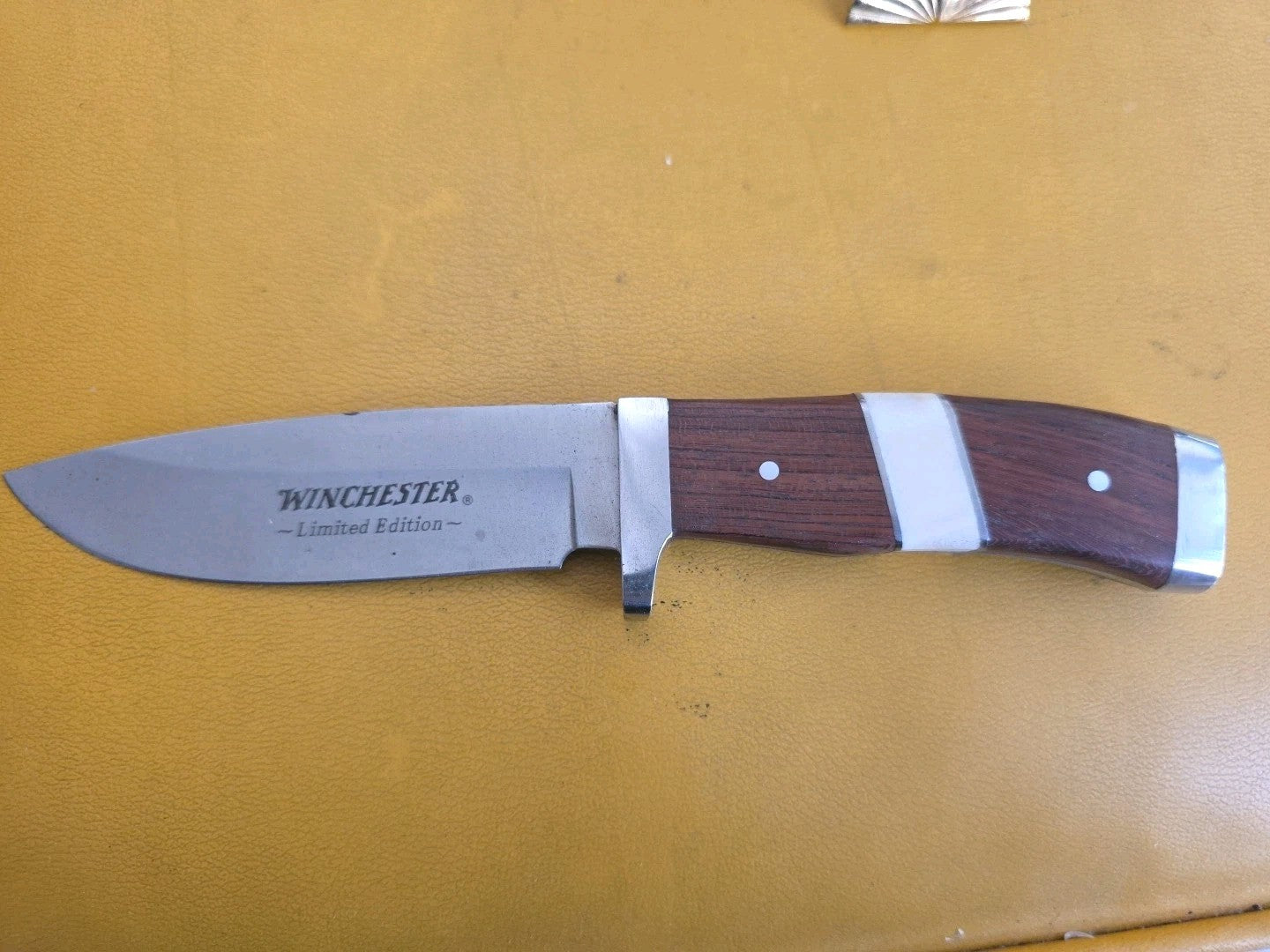 Vintage Winchester Blade Knife, Pocket Knife Limited Edition 8” Wood & Ceramic H