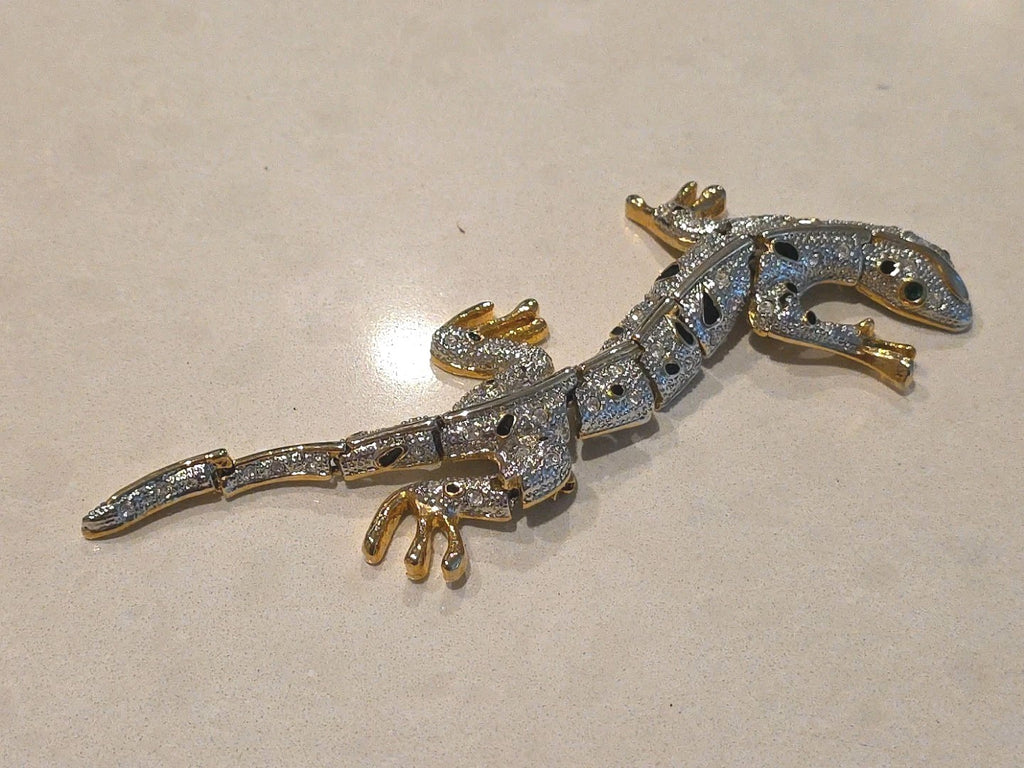 Vintage Large Jointed Rhinestone Lizard  Salamander Gecko Brooch