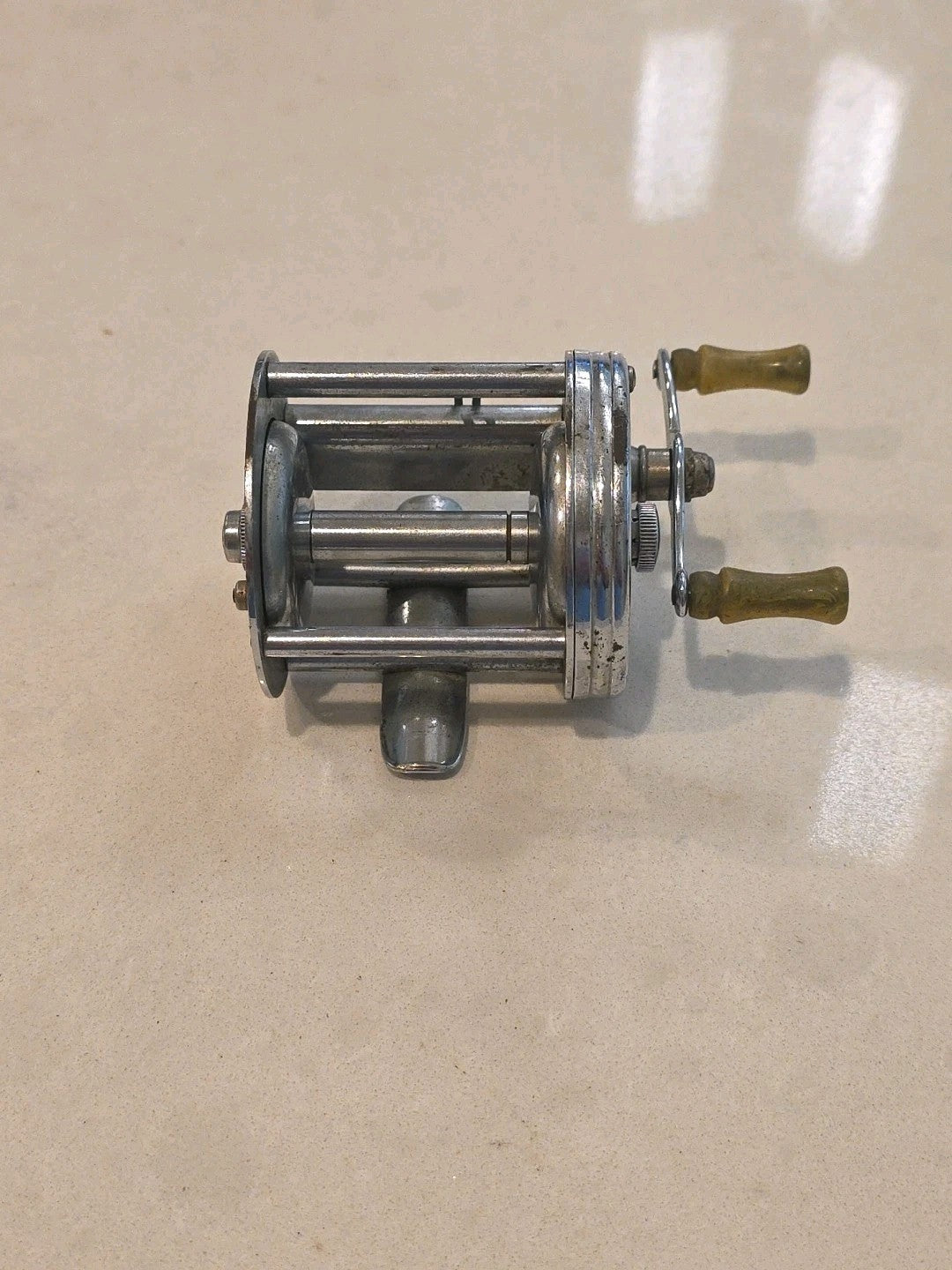 Vintage SHAKESPEARE TRUE BLUE No. 1956 Model FK Fishing Reel