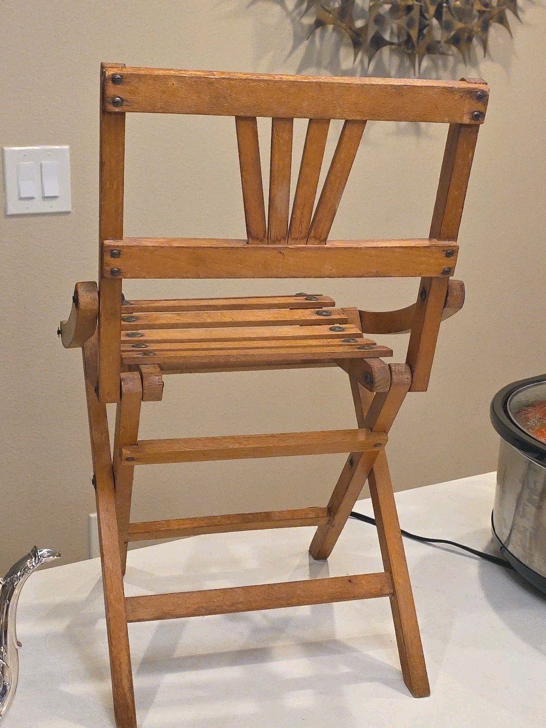VINTAGE SLOTTED WOODEN CHILD Or DOLL FOLDING CHAIR  22”Tx13”W