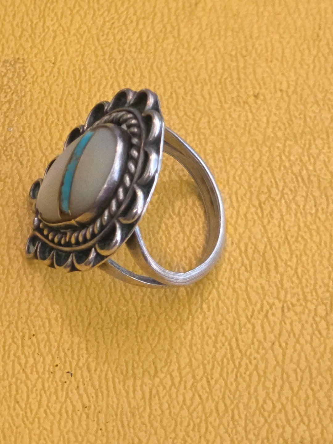 Vintage Zuni  Stone Inlay Sterling Ring Size 8 1/2