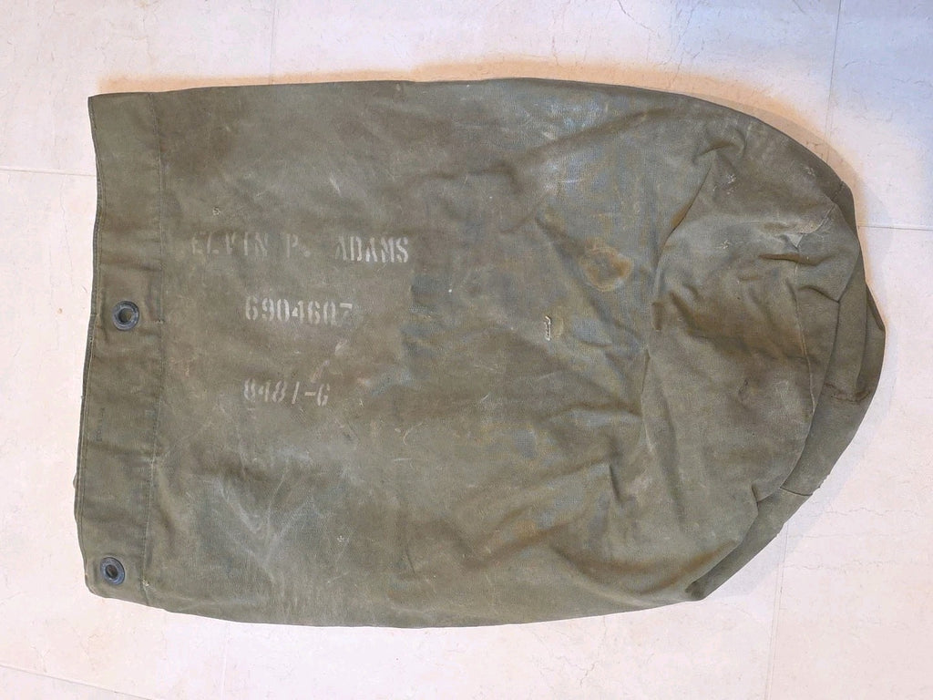 Vintage Duffel Bag Vietnam Era 60s/70s Olive Green US Military Army Canvas Strap