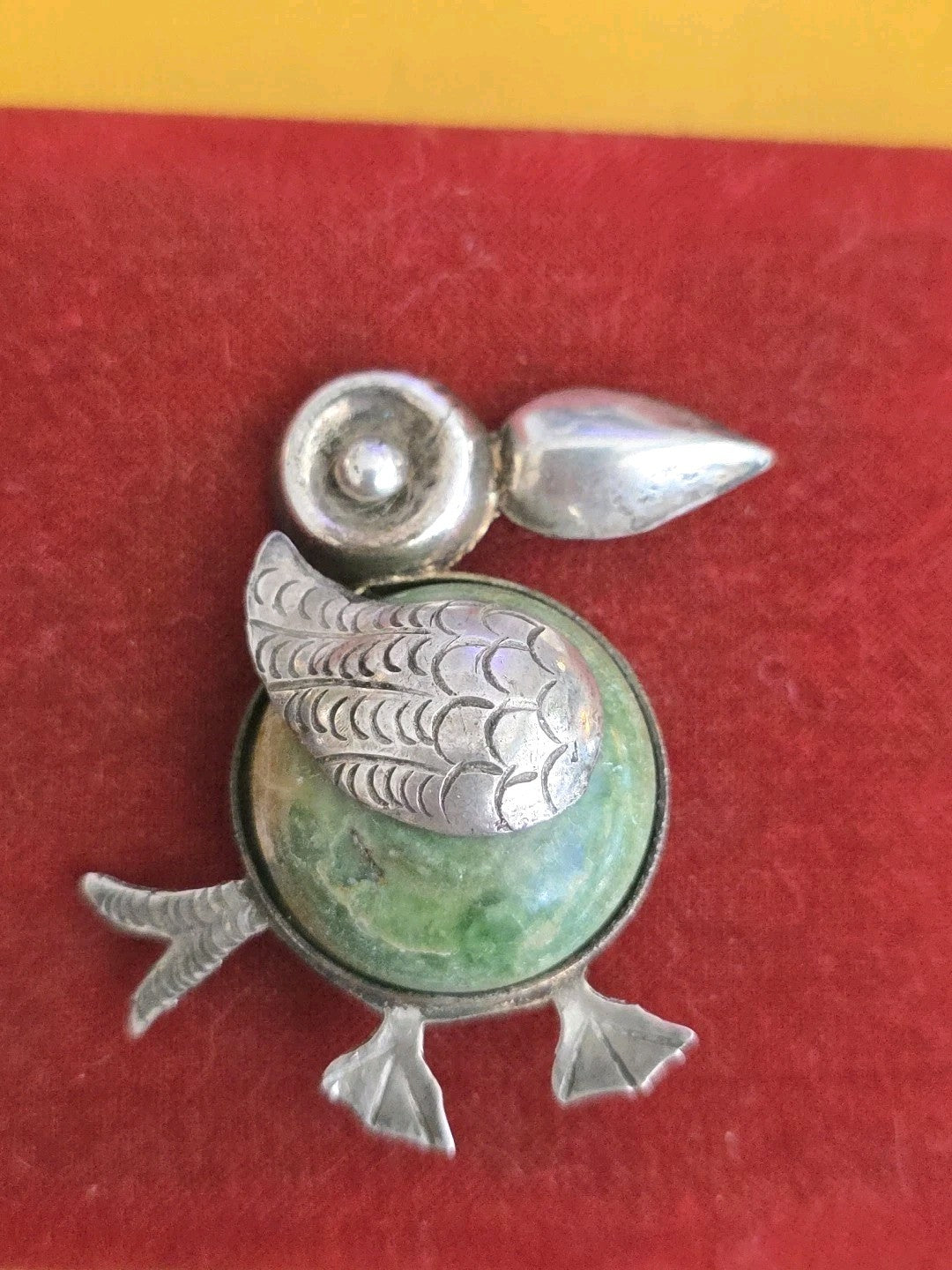 Vintage Mexican Handmade TUCAN Bird Jade Etched 925 Sterling Silver Brooch