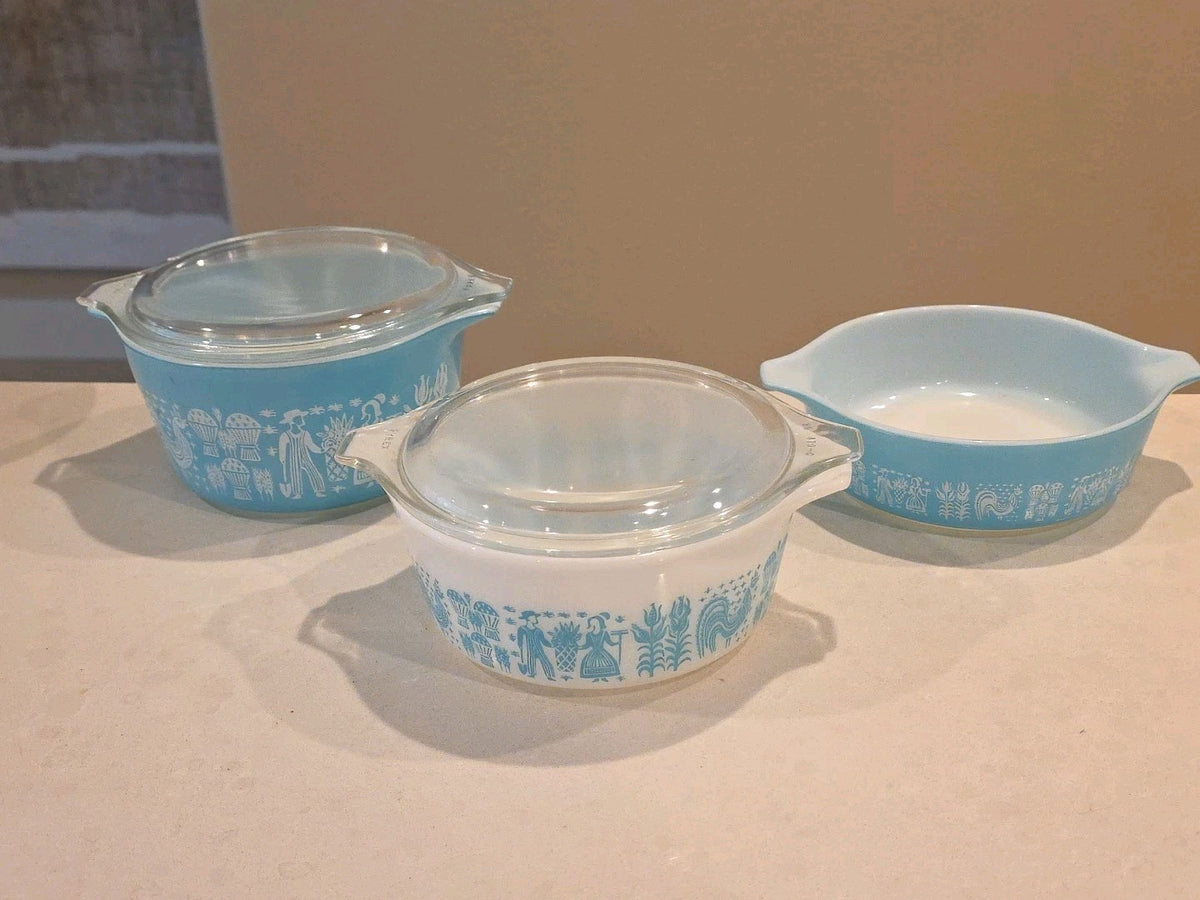 Vntg Pyrex Amish Butterprint Turquoise #471 472 473  3 Piece Casserole 2 Lids