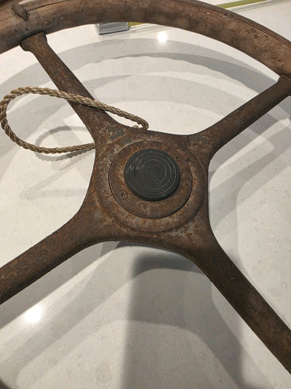 ANTIQUE FORD MODEL A MODEL T  WOOD STEERING WHEEL NO. 102-5 20"  ORIGINAL!