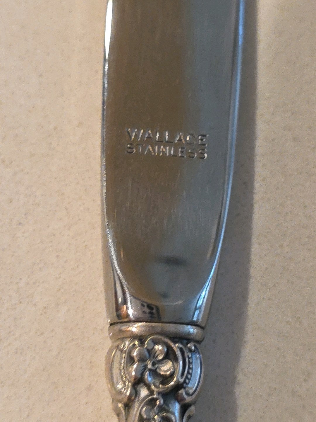 7 7/8"  YOUTH CHILD KNIFE WALLACE GRANDE BAROQUE STERLING SILVER