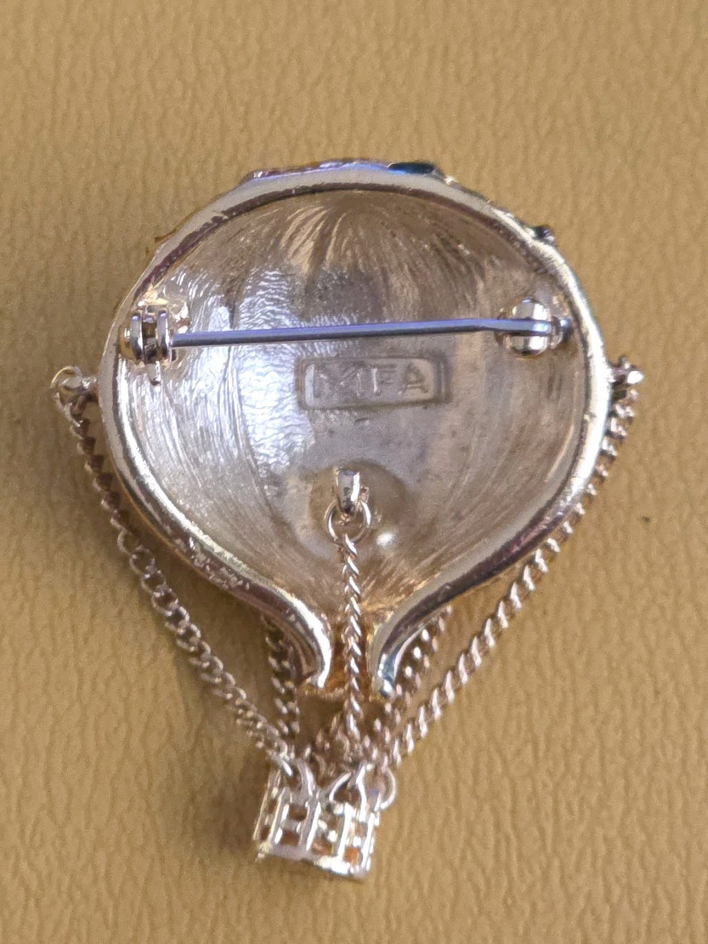 Vintage MFA Museum of Fine Arts Enamel Hot Air Balloon Dangle Basket Brooch/Pin