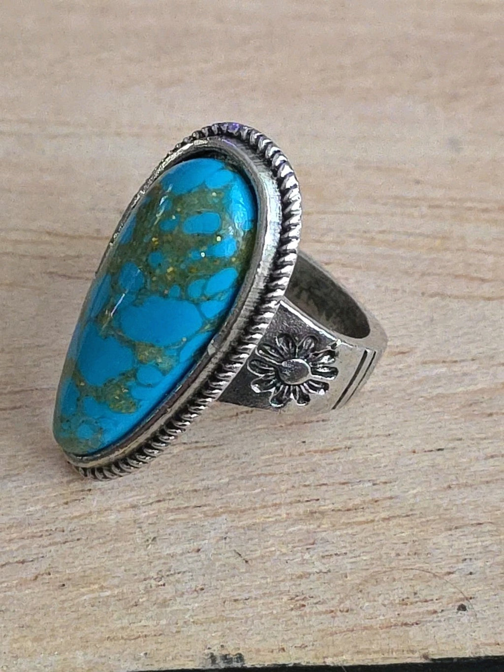 Vintage SOUTHWESTERN COPPER And TURQUOISE Ring STERLING SILVER
