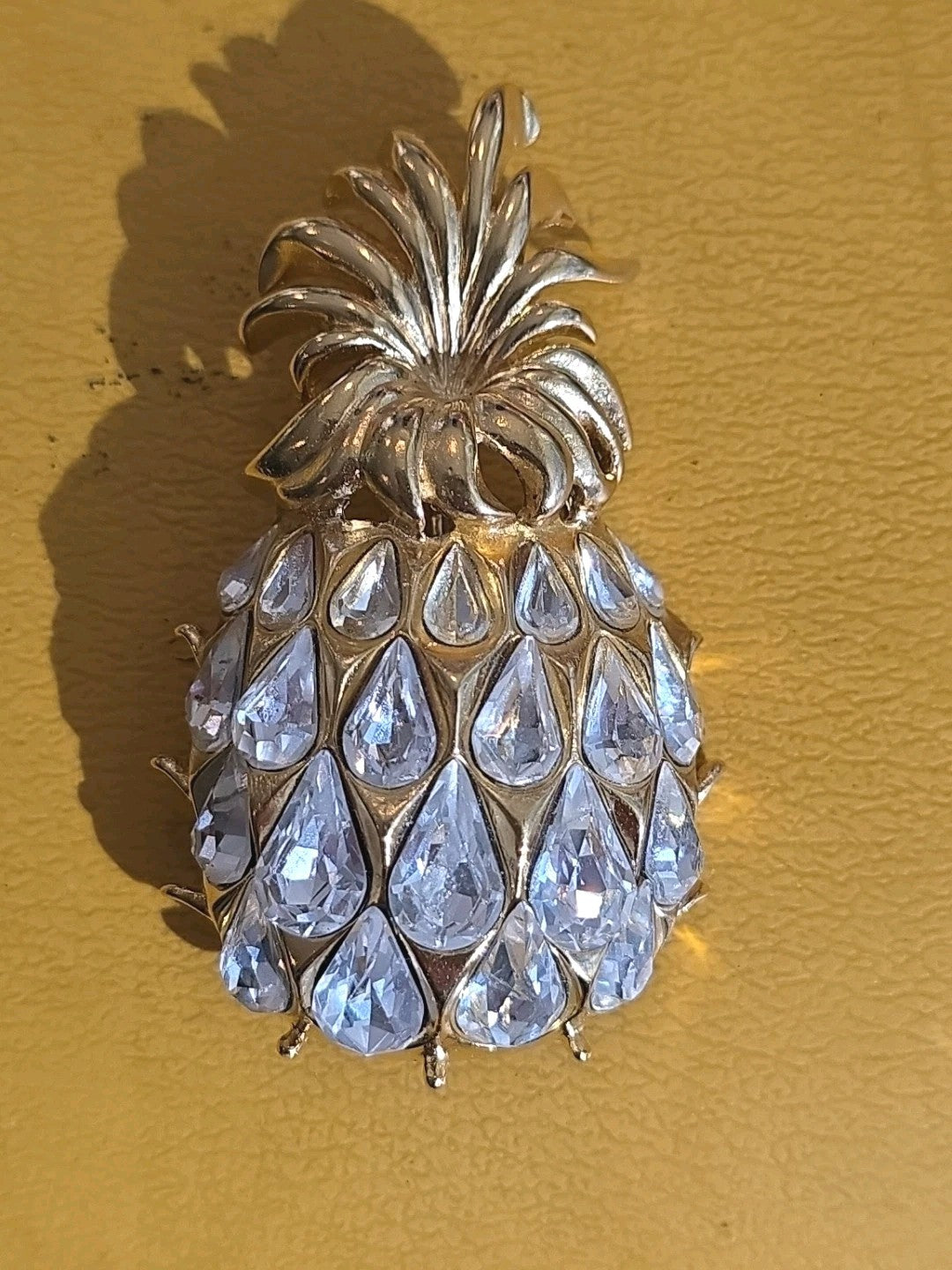 Sensational Sparkling Crystal Rhinestone & Gold Tone Tropical Pineapple Pin