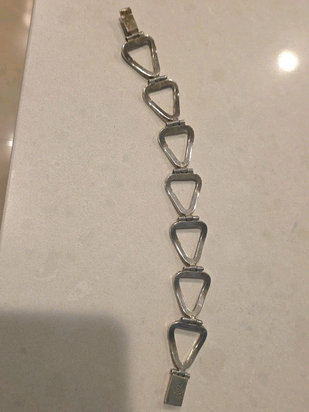 STRIKING TAXCO ESTATE STERLING SILVER OPEN TRIANGLE BRACELET, 7.5" long