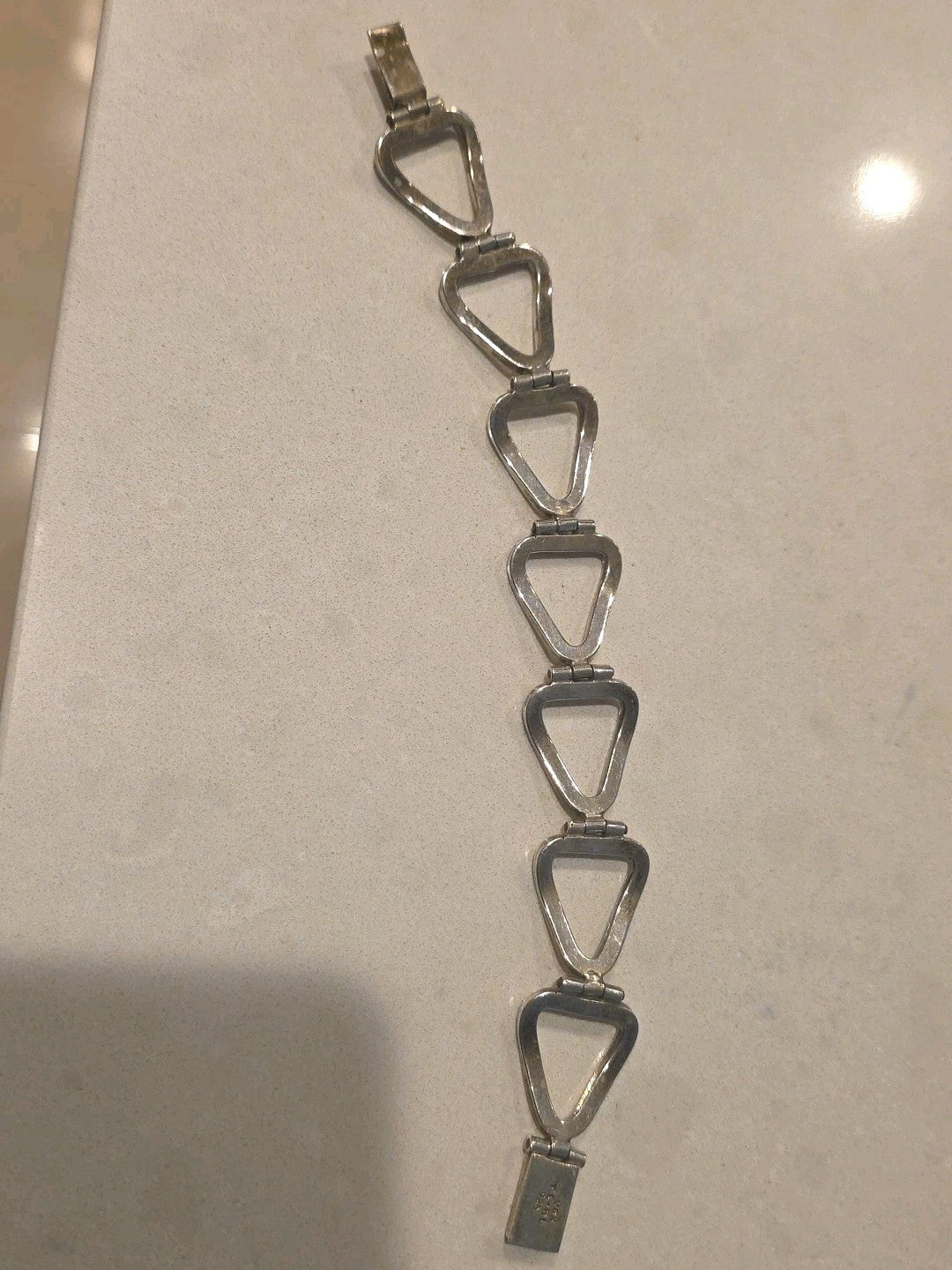 STRIKING TAXCO ESTATE STERLING SILVER OPEN TRIANGLE BRACELET, 7.5" long