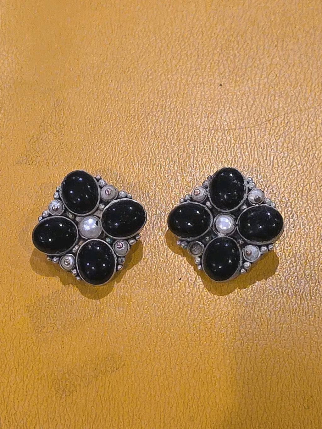 VINTAGE STERLING SILVER EARRINGS BLACK ONYX  CLIP-ON EARRINGS