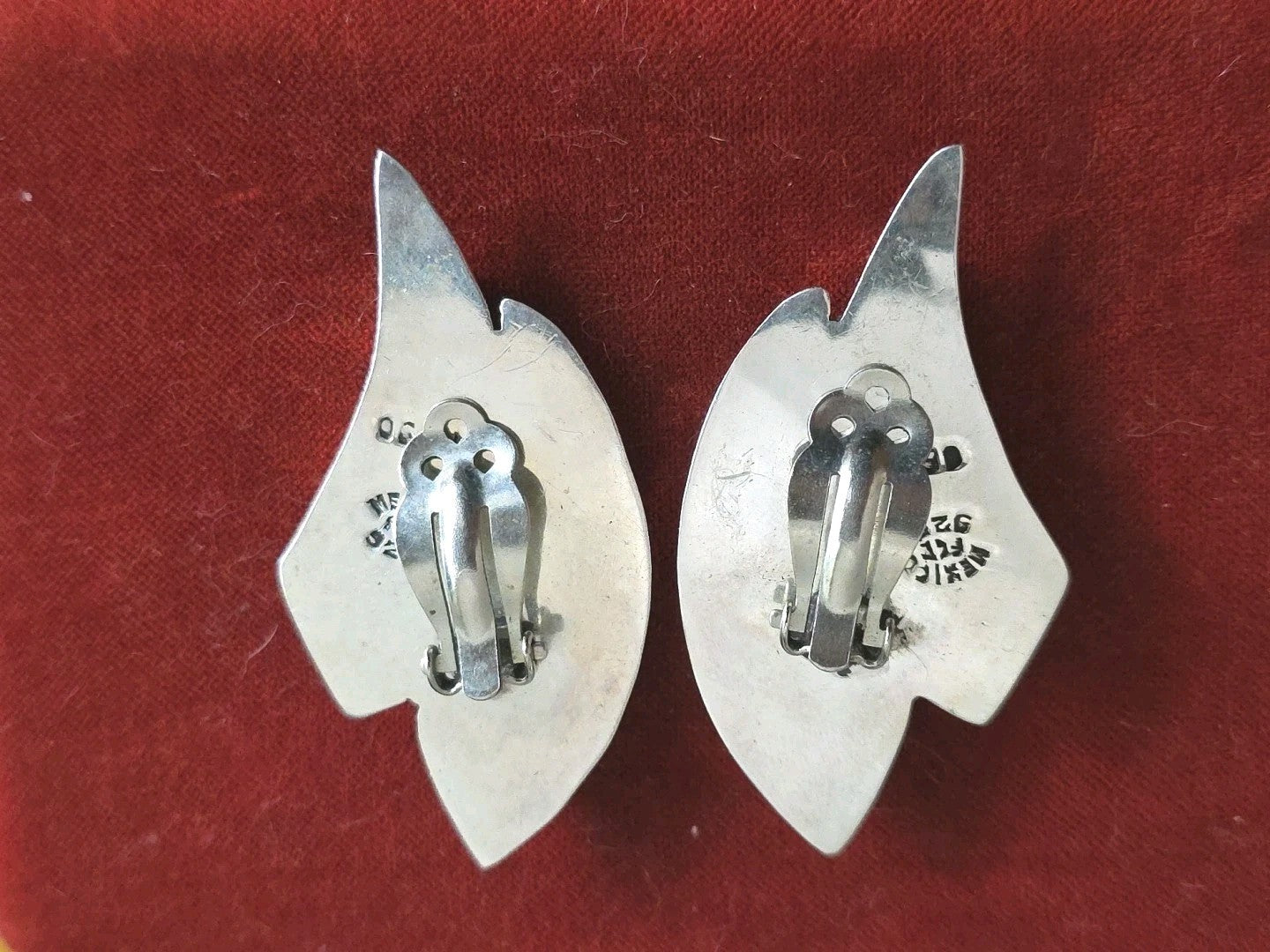 Vintage MEXICO TC-90  925 Sterling SIlver & Black Onyx   Clip-on  Earrings