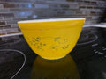 Vintage Pyrex Shenandoah Yellow Green Daisy Flowers #401 Mixing Bowl