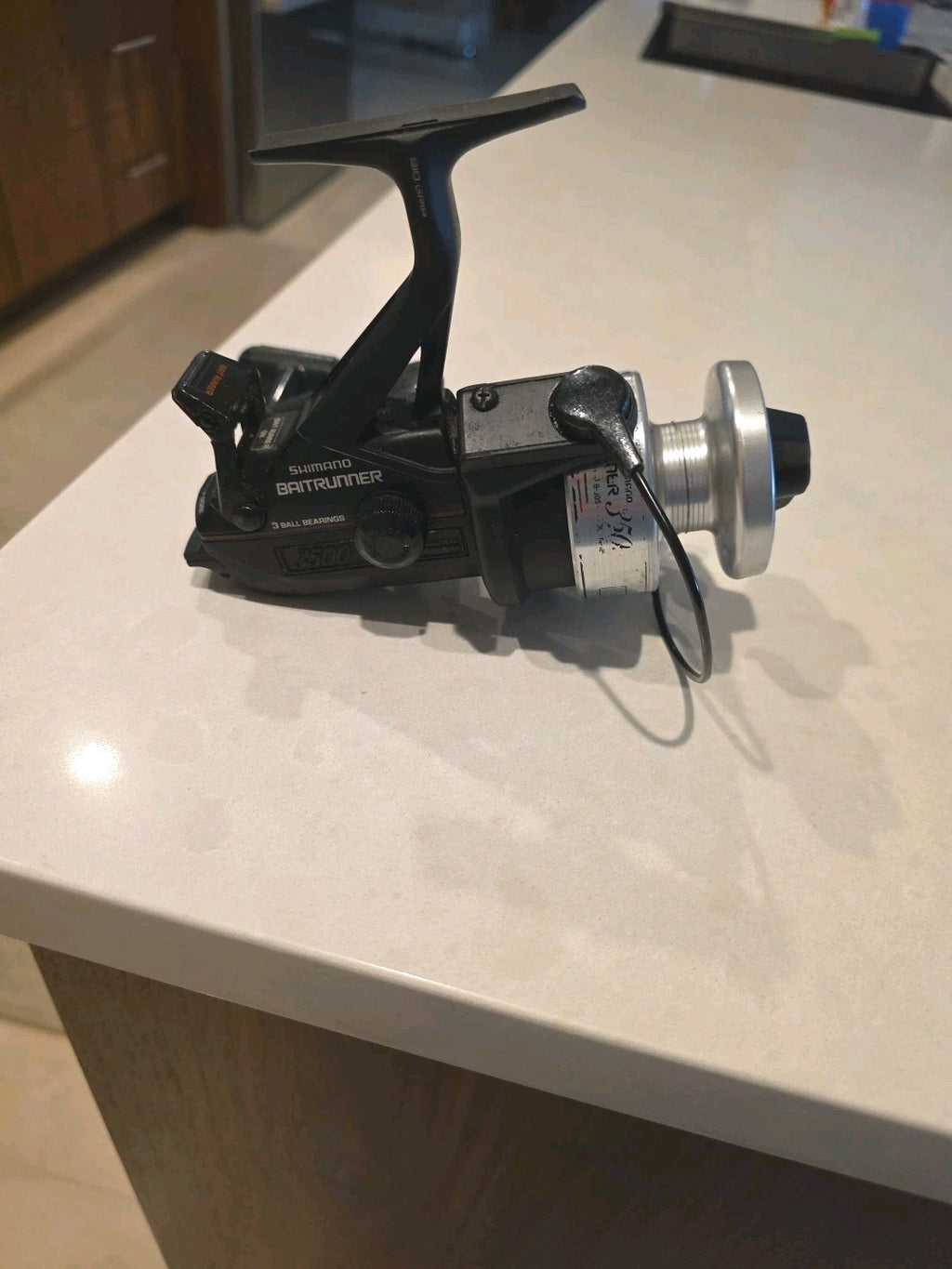 Shimano 3500 BaitRunner Fishing Reel - SPINNING