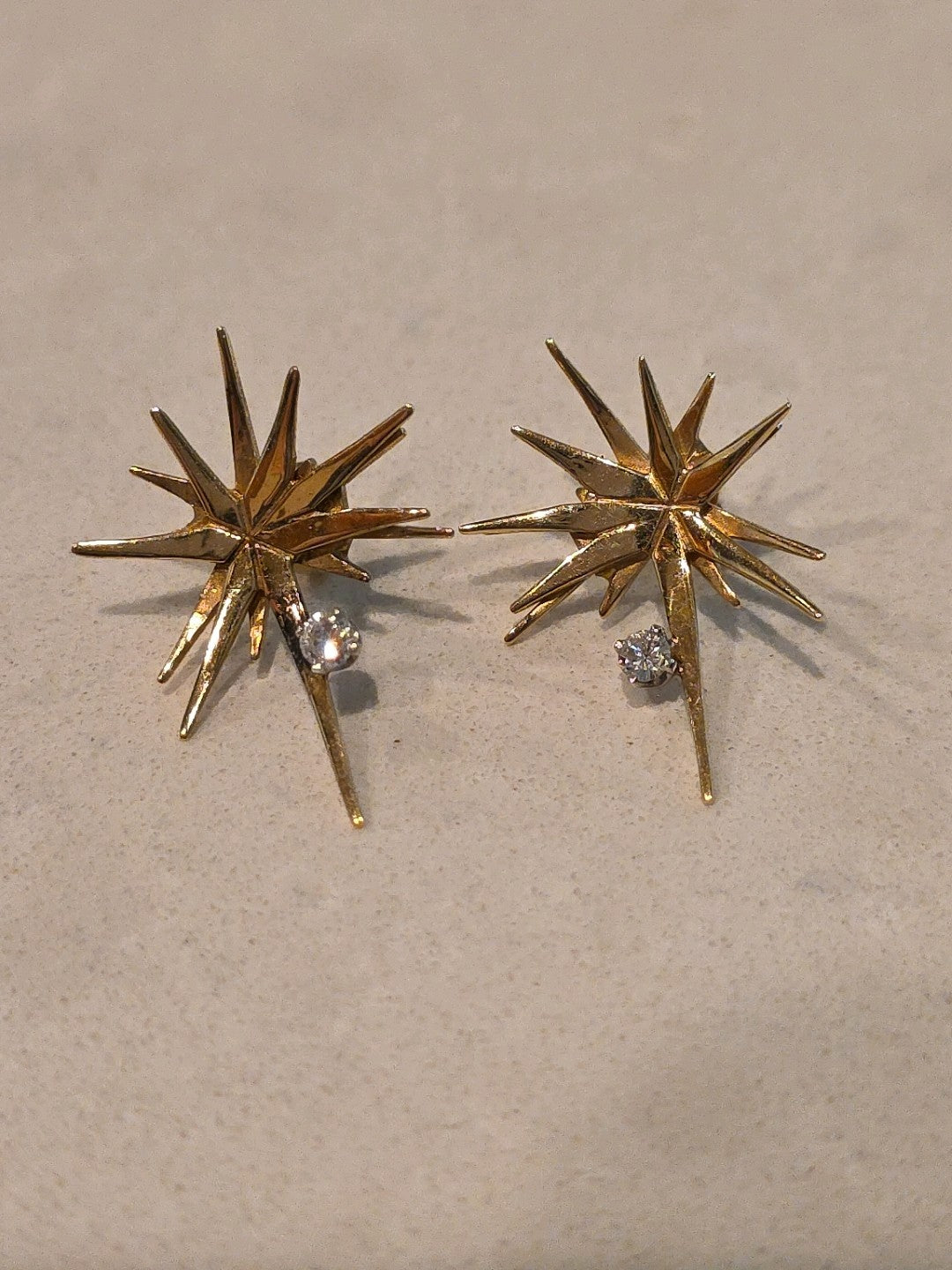 Midcentury 18k Yellow Gold Diamond Supernova Starburst Diamond Earrings