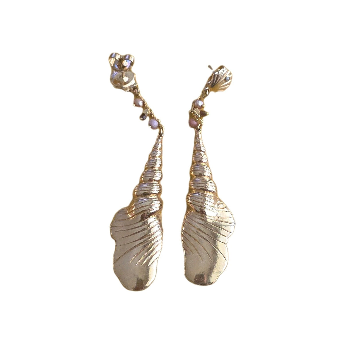 GORGEOUS RAREST VINTAGE GAS BIJOUX YELLOW GOLD PLATED SHELL EARRINGS
