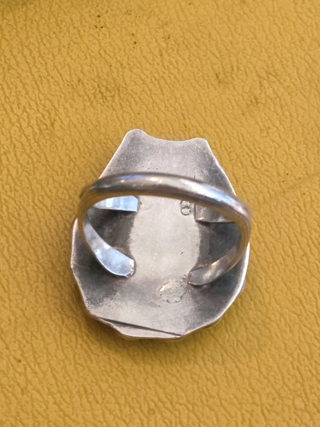 Vintage Zuni  Stone Inlay Sterling Ring Size 8 1/2
