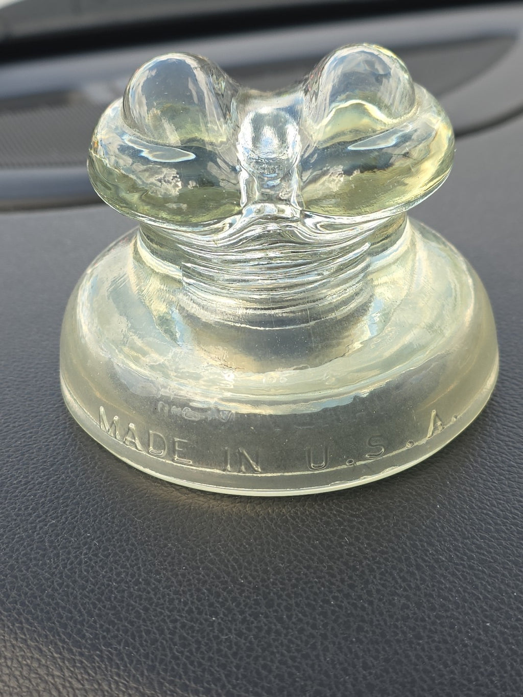 Vintage Hemingray D512 Glass Insulator Made In USA.