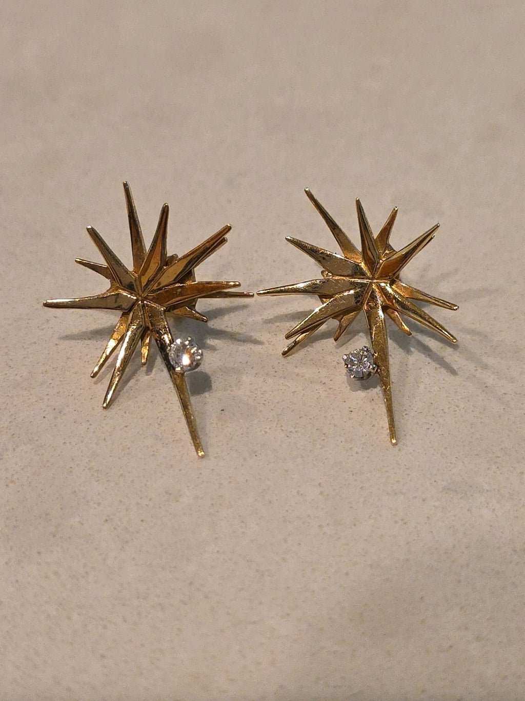 Midcentury 18k Yellow Gold Diamond Supernova Starburst Diamond Earrings
