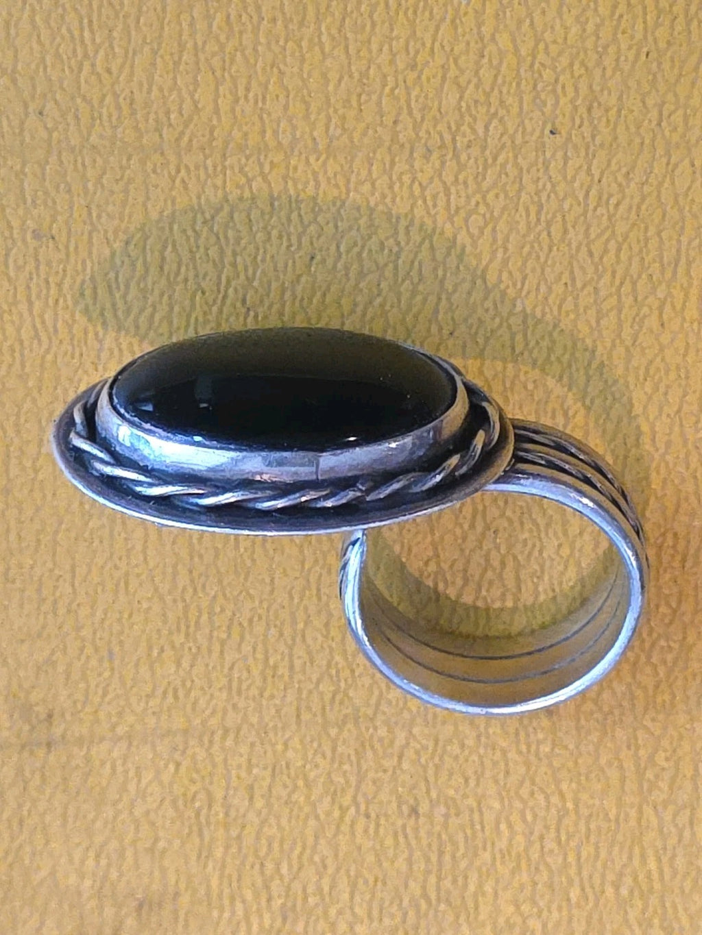 Navajo Black Onyx & Sterling Silver Two Finger Ring Senufa Signed Size 9