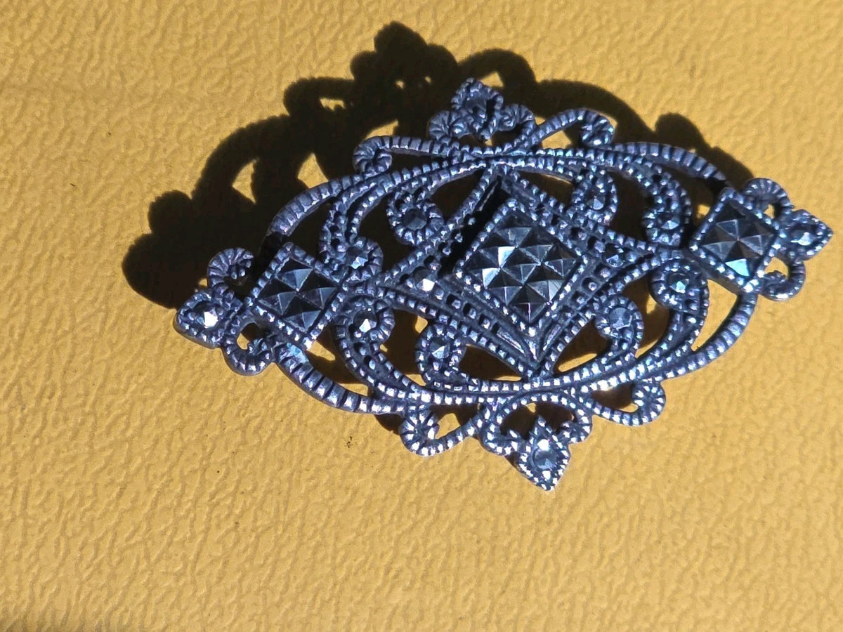 Vintage Sterling Silver 925 Marcasite Small Brooch