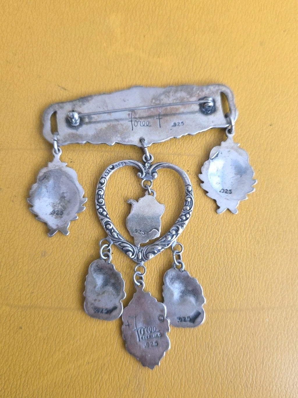 Forée Hunsicker Medalias Sterling Silver Medallion  Brooch Heavy Rare