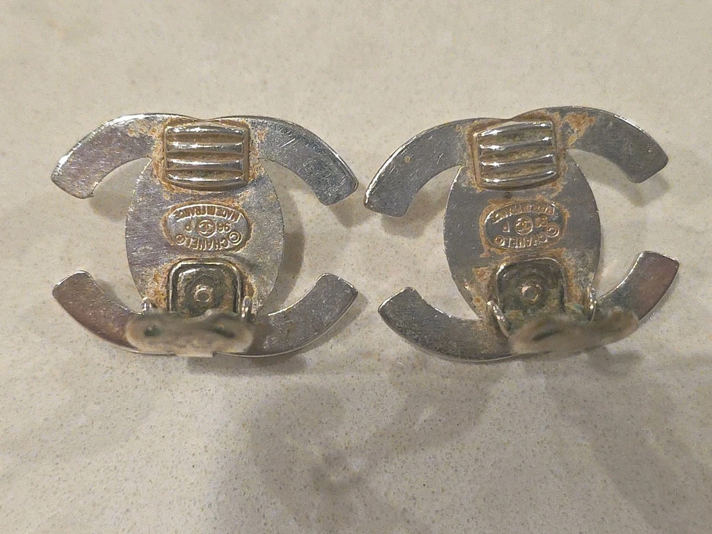 CHANEL Used CC Logos Turn Lock Earrings Silver Clip-On 96P  Vintage