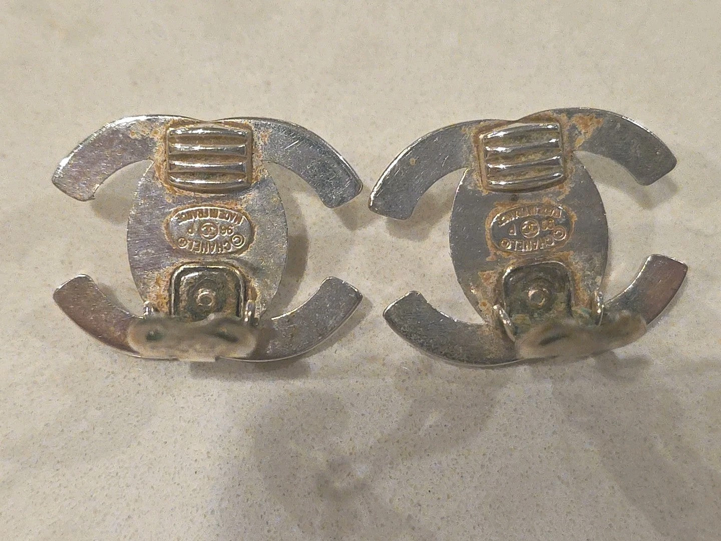 CHANEL Used CC Logos Turn Lock Earrings Silver Clip-On 96P  Vintage