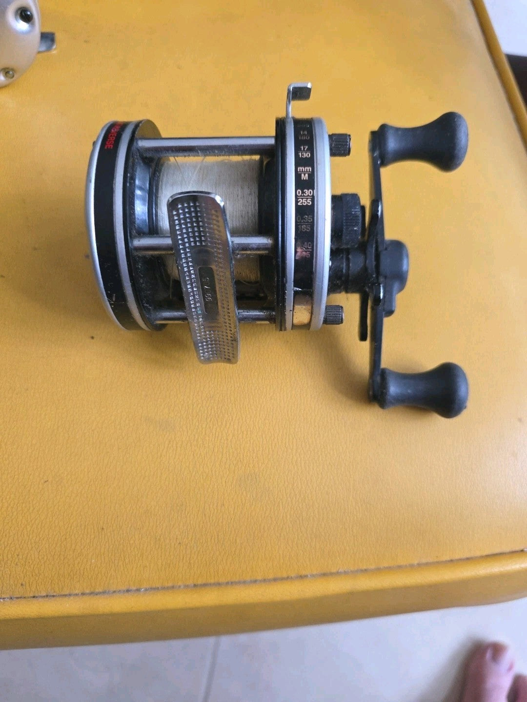 Abu Garcia Ambassadeur 5501-C3 Right Hand Baitcasting Reel Sweden