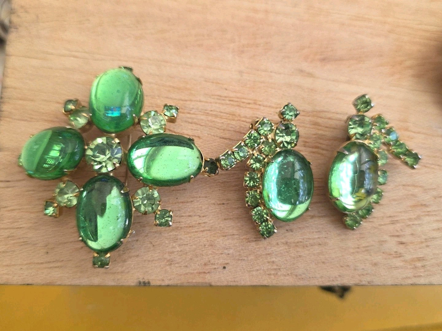Vintage Juliana Green Rhinestone Pin and Earrings St.Patricks Day Set