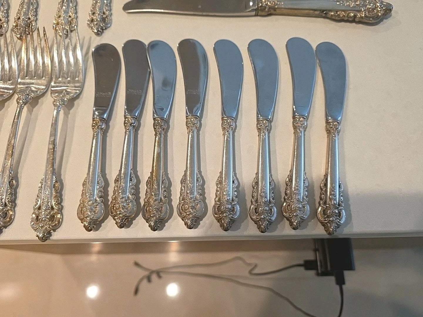 40 PC Place Wallace GRANDE BAROQUE STERLING SILVER