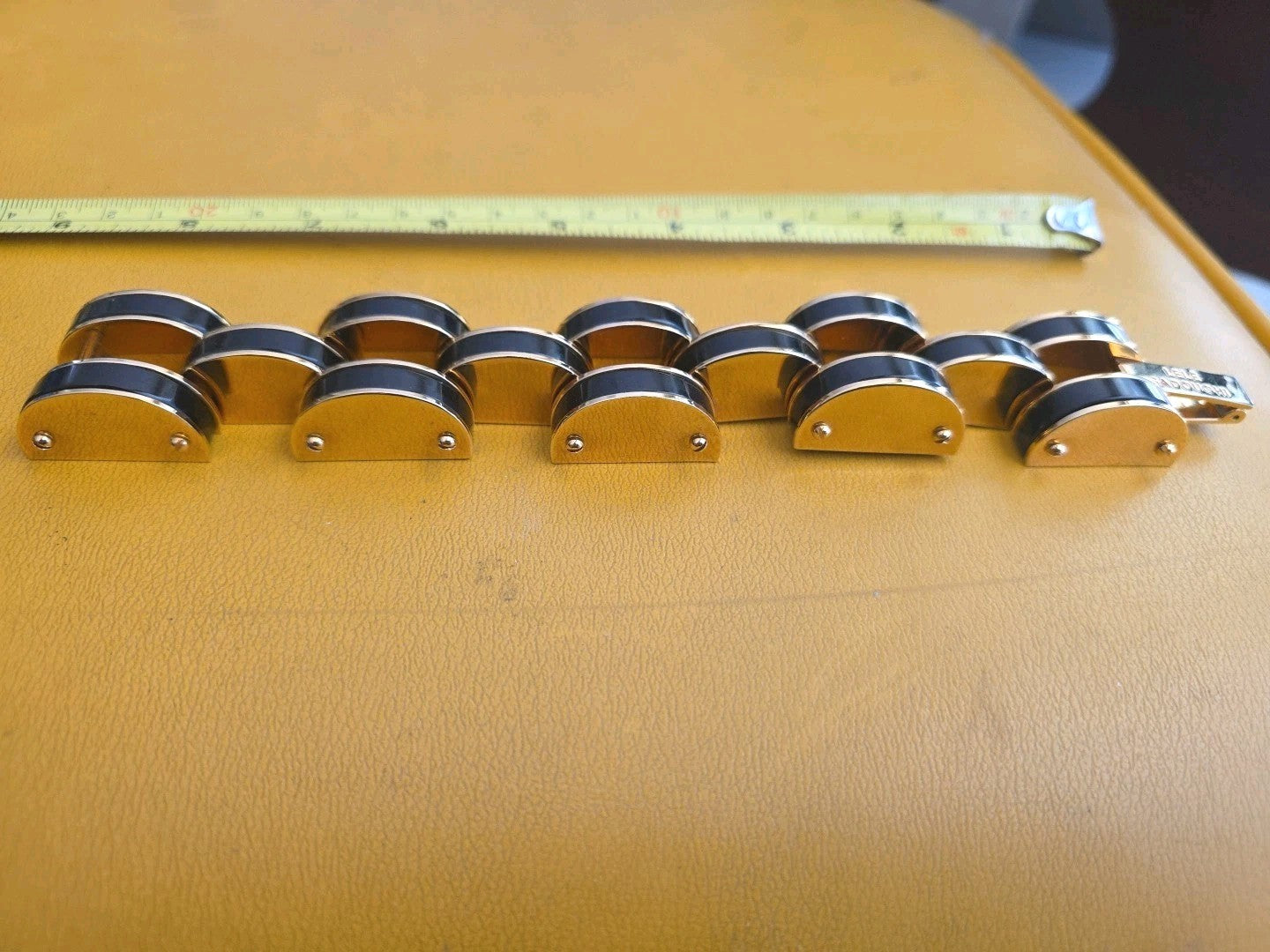 Lele Sadoughi 7 3/4" Braclet Gold Plated & Onyx Stone  Braclet