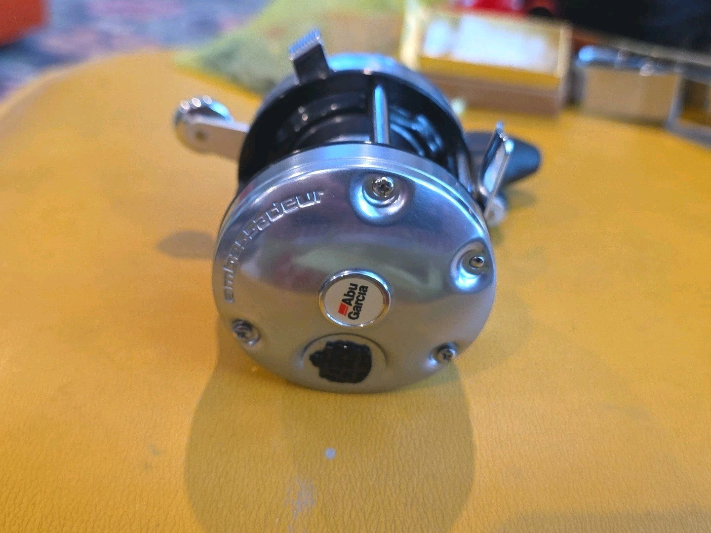 Abu Garcia Ambassadeur 5500 C3 Right Hand Minty