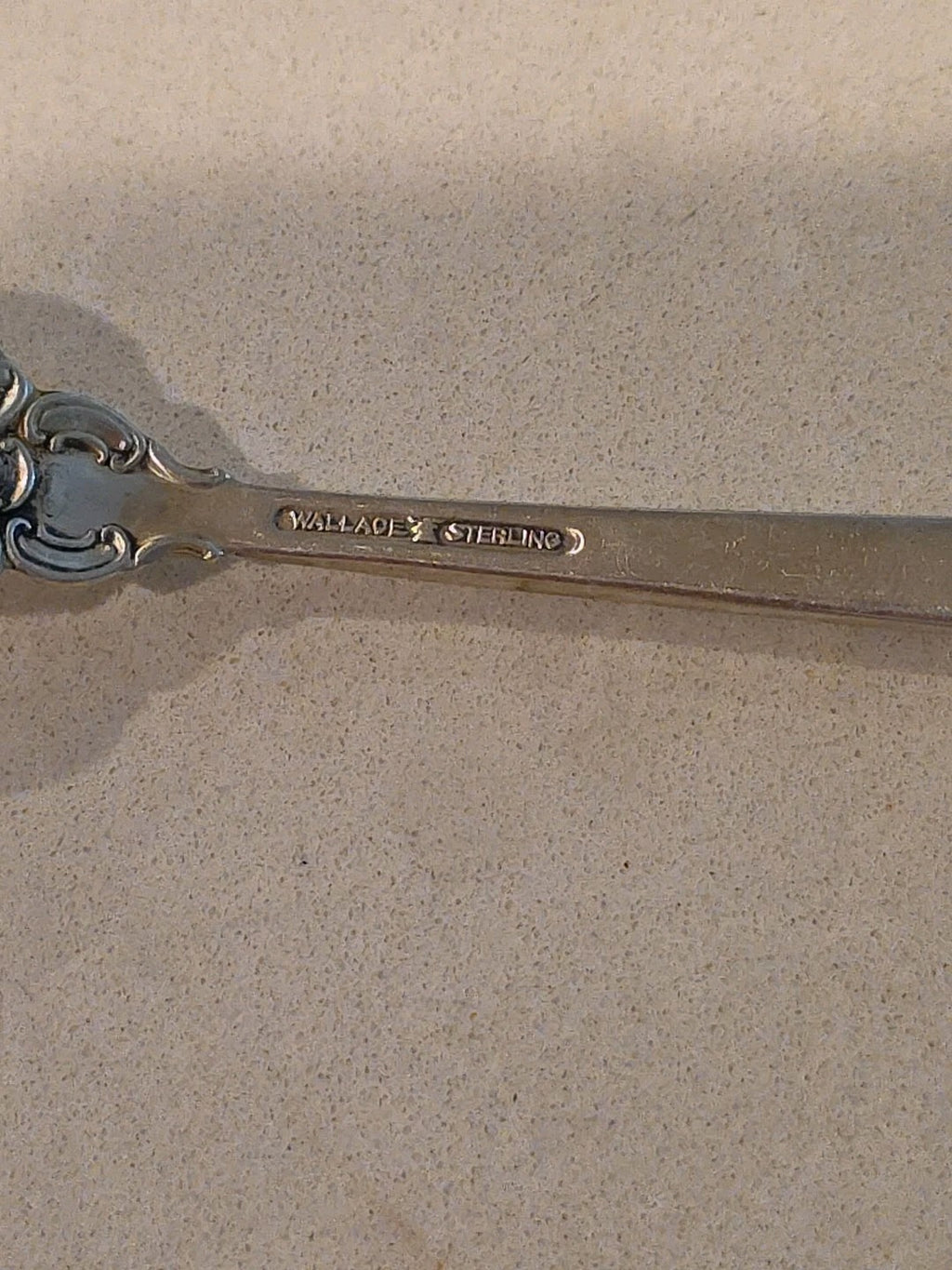WALLACE GRAND BAROQUE STERLING SILVER COCKTAIL SEAFOOD FORK 5 1/2'' NO MONOGRAM