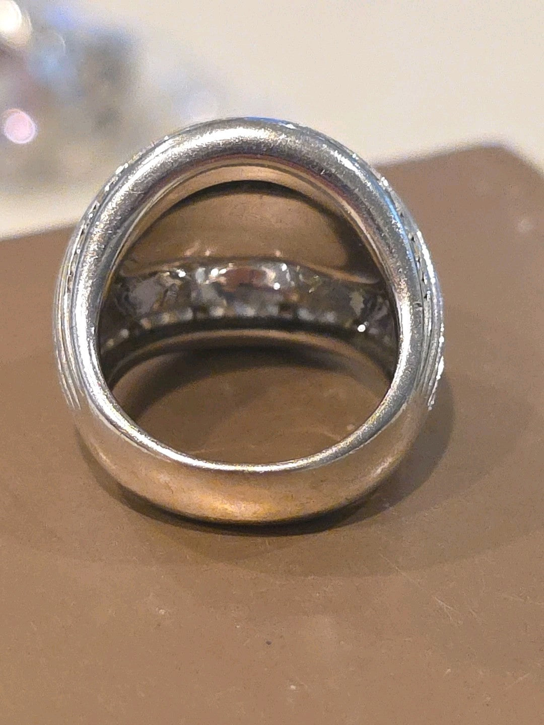 18k White Gold Sculpted Dome Ribbed Ring With Graduating Diamonds