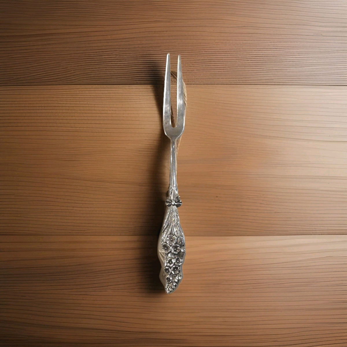Harlequin by Reed and Barton Sterling Silver Lemon Fork with Snapdragon 5 1/2"