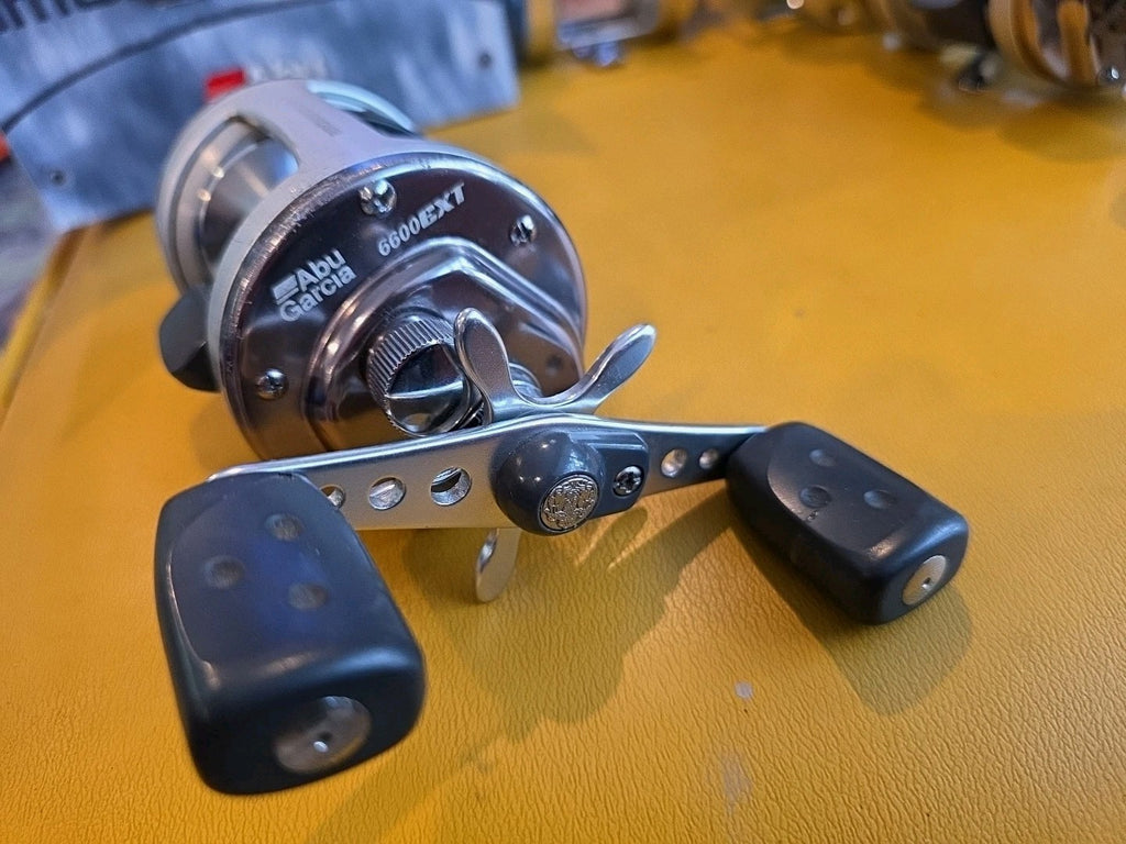 Abu Garcia Ambassadeur 6600EXT Baitcast Fishing Reel RH
