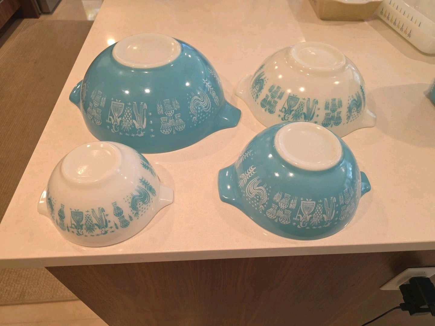 1959 Pyrex Tourquoise Amish Butterprint Set of 4 Cinderella Mixing Bowls Vintage